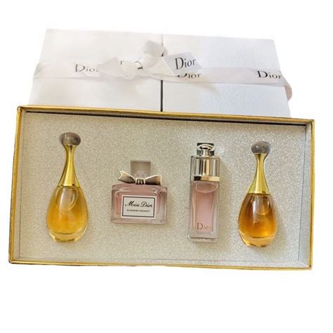 collection privée miniatures parfum dior|Dior perfume miniatures for women.